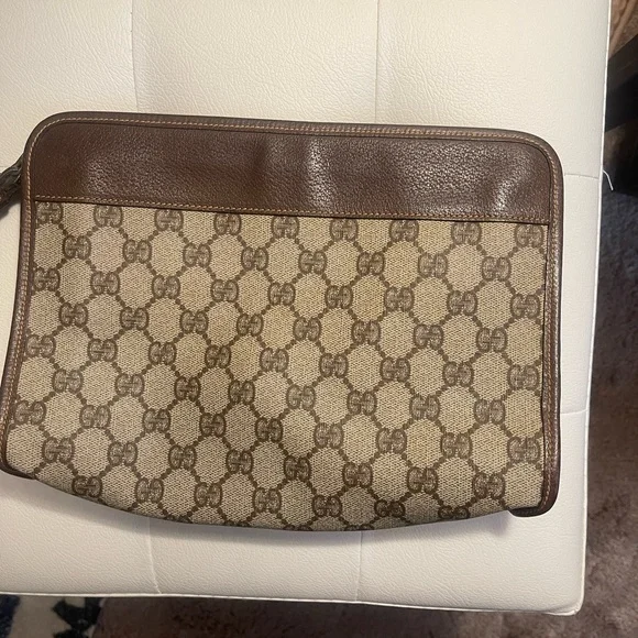 Vintage GUCCI clutch